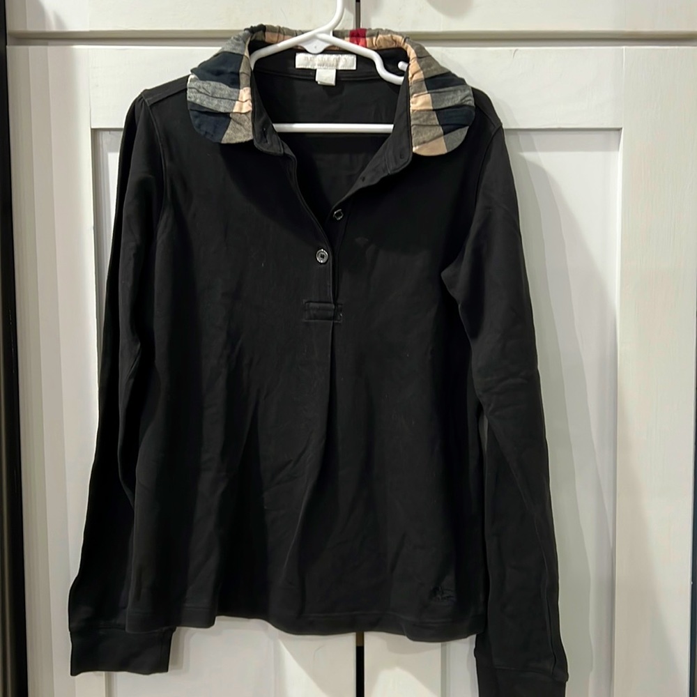 Burberry top for girls size 10 - in black - in great condition